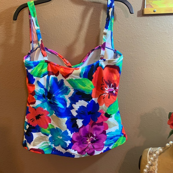 Macys Ruching Sweetheart Neckline Bathing Suit Top - 18 - Picture 2 of 8